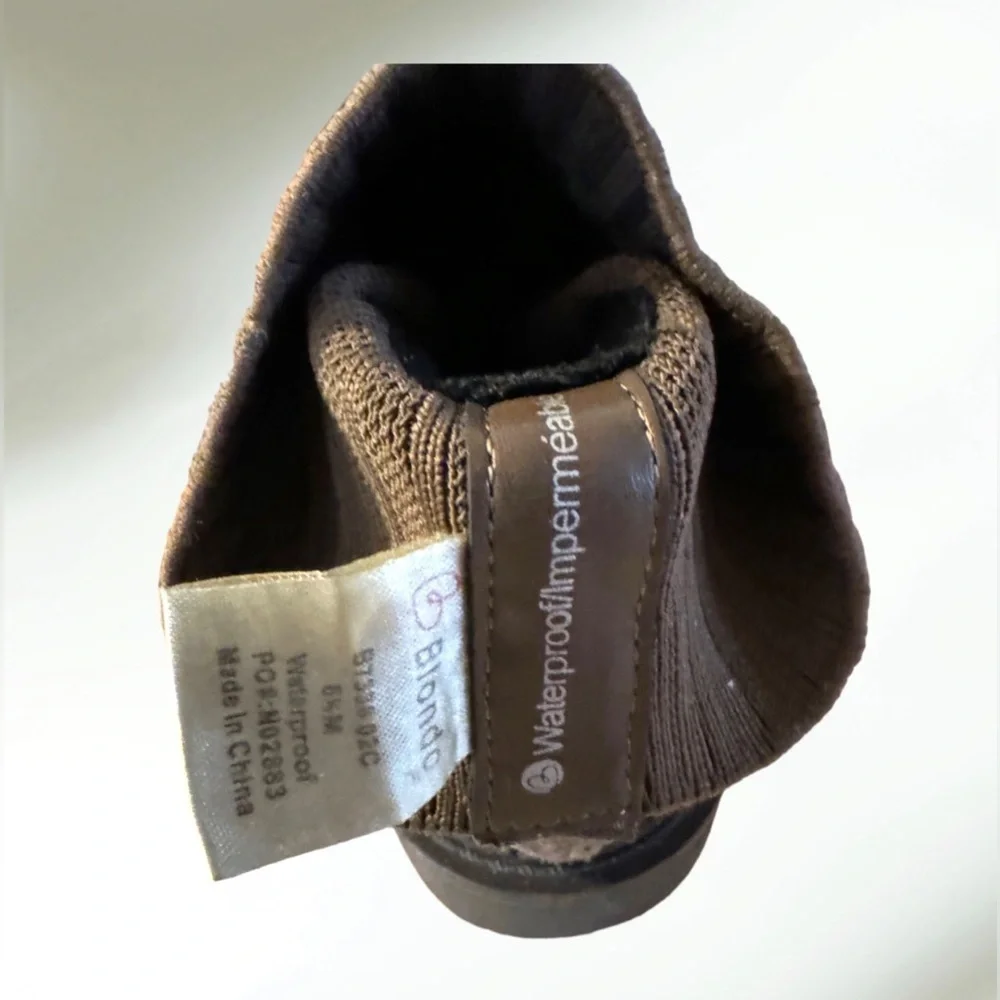 Blondo Women's Waterproof Hallie Ankle Boot in Dark Taupe Size 6 1/2M worn once